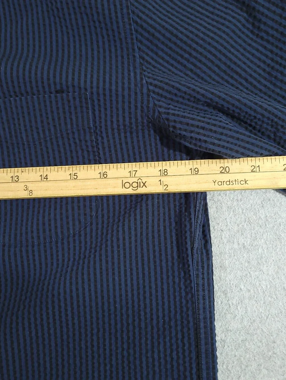 J Crew Seersucker Button Down Shirt Slim Fit M Blue Striped Hamptons Long Sleeve